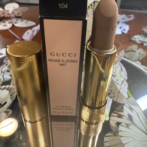 Gucci Rouge A Levres Mat Lip Colour ~Shade: Penny Beige 104 3.5g/0.12oz - Picture 1 of 5